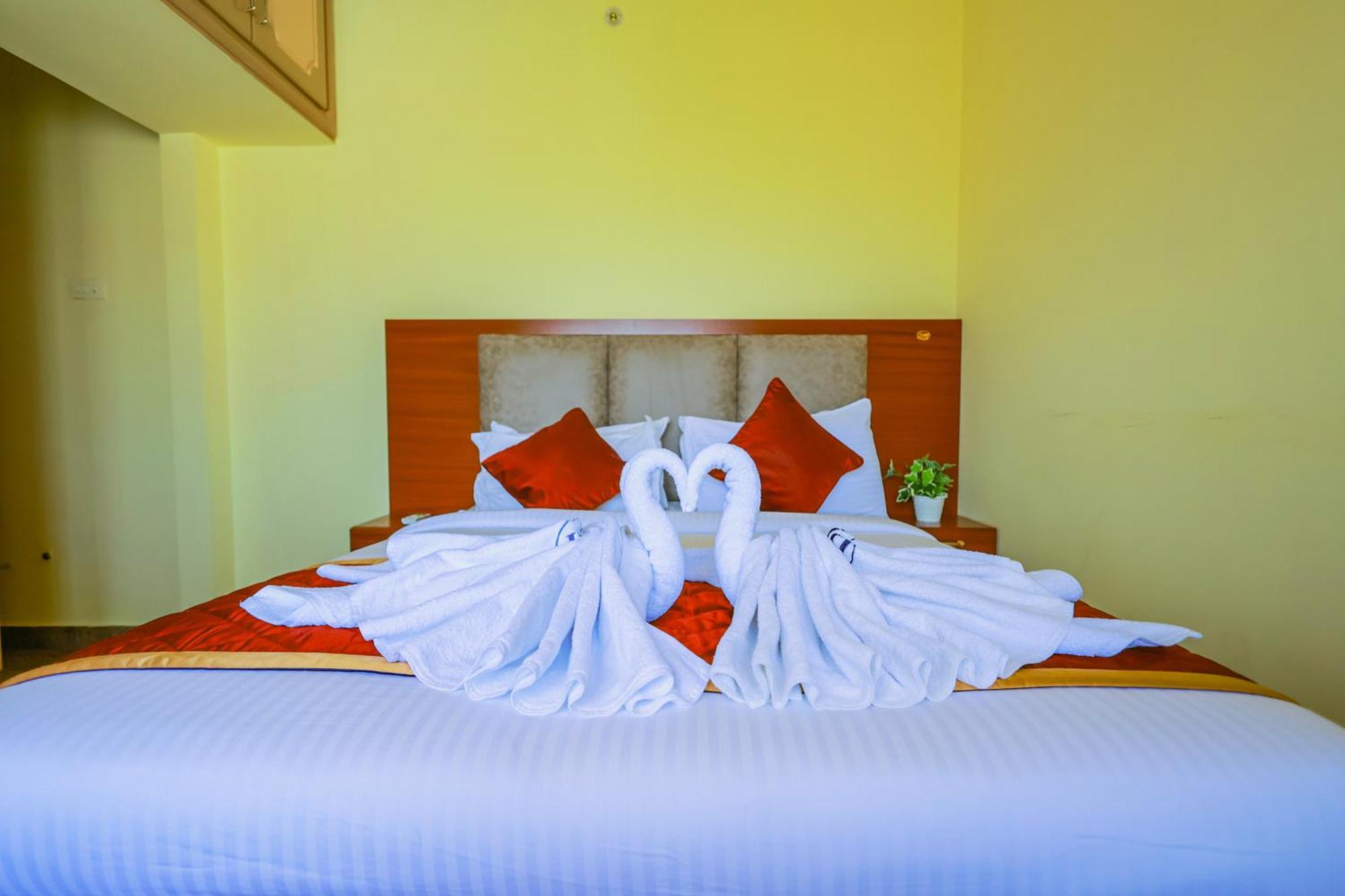 Hotel Bluemoon تيرونيلفيلي المظهر الخارجي الصورة